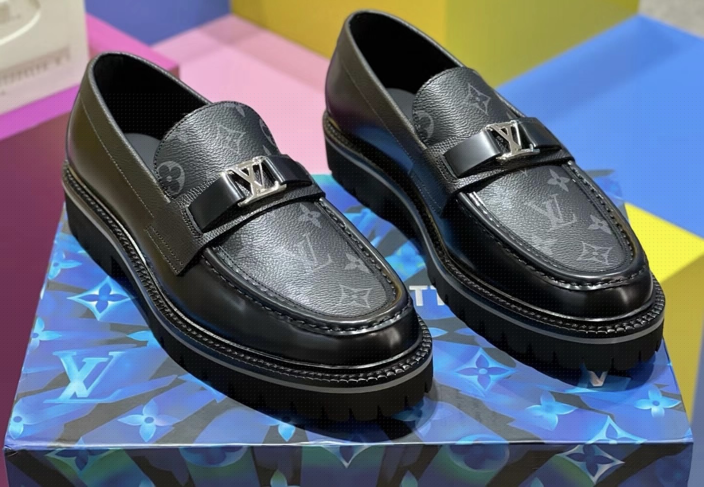 LOUIS VUITTON MAJOR LOAFER