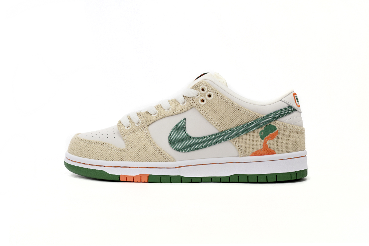 Nike SB Dunk Low ’White Lobster‘