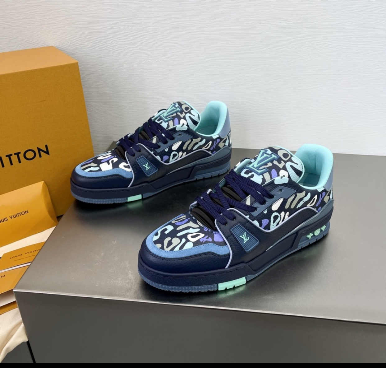 LOUIS VUITTON PRINTED CAMOUFLAGE SNEAKER
