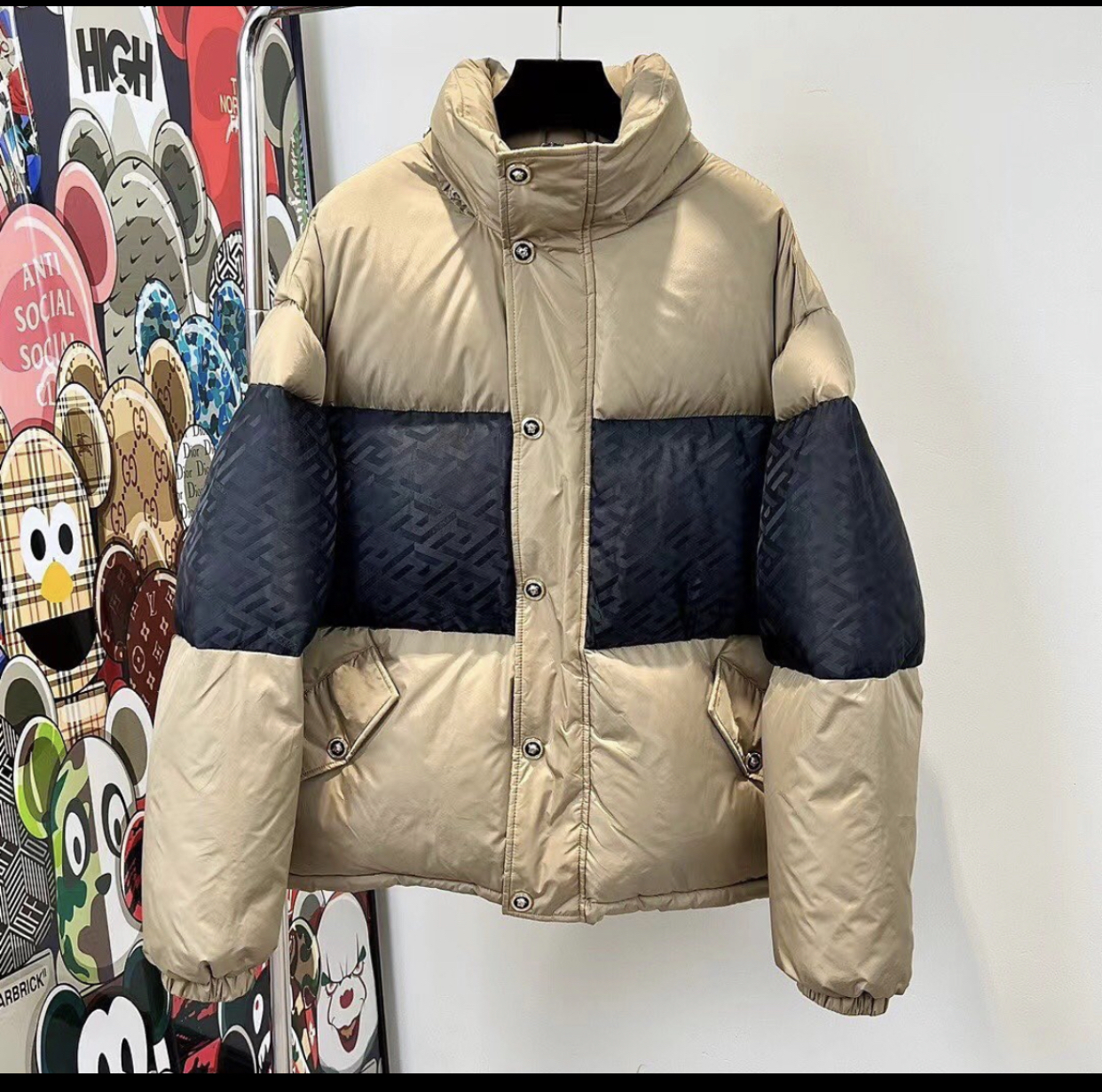 VERSACE LA GRECA PUFFER BROWN BLACK JACKET