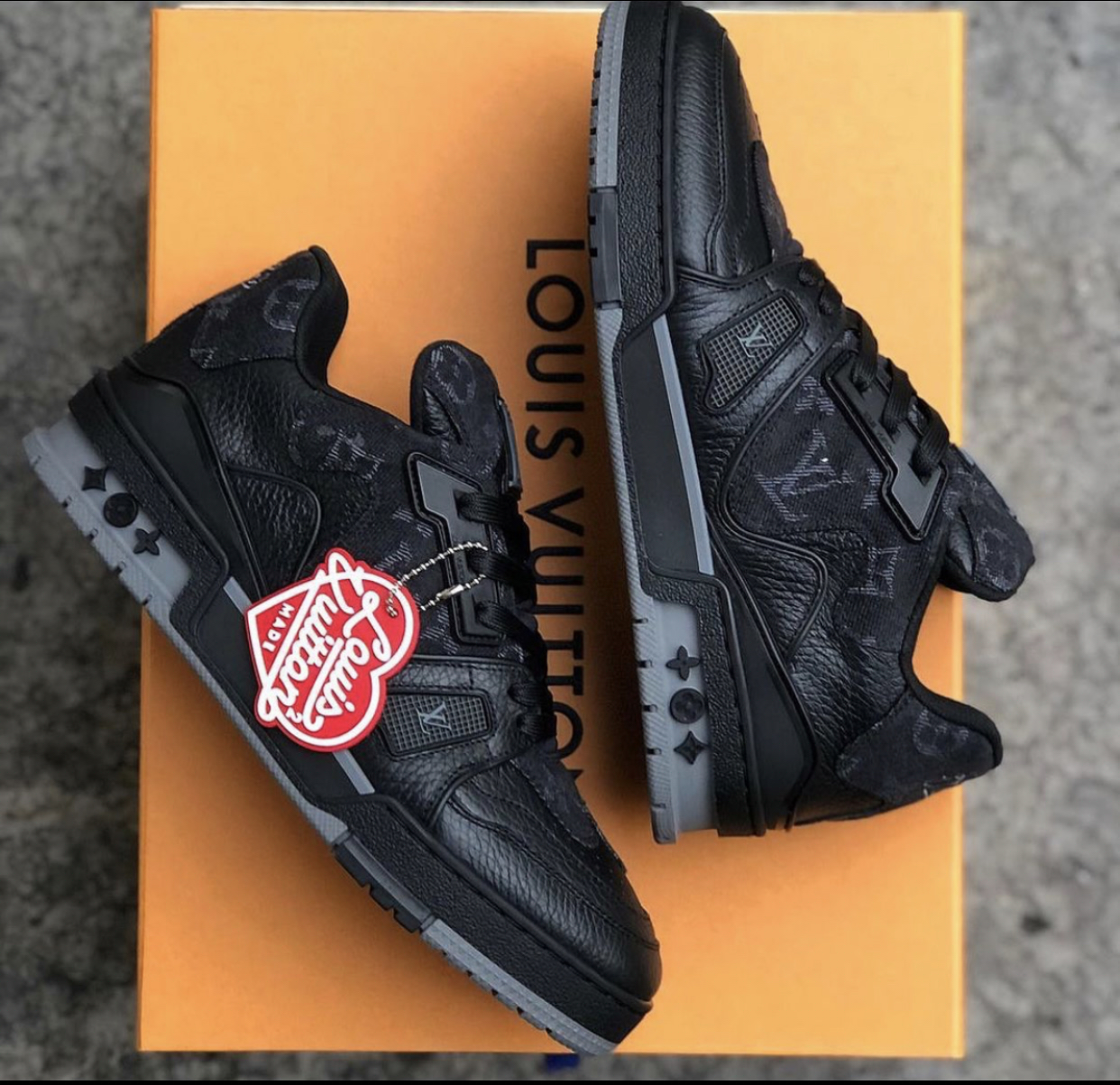 LOUIS VUITTON MONOGRAM DENIM BLACK SNEAKER