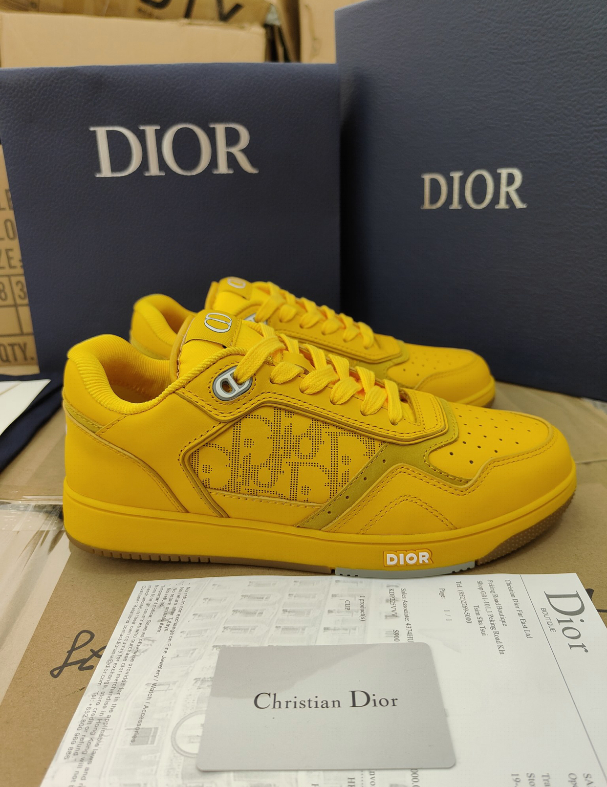 DIOR YELLOW WORLD TOUR B27 LOW-TOP SNEAKERS
