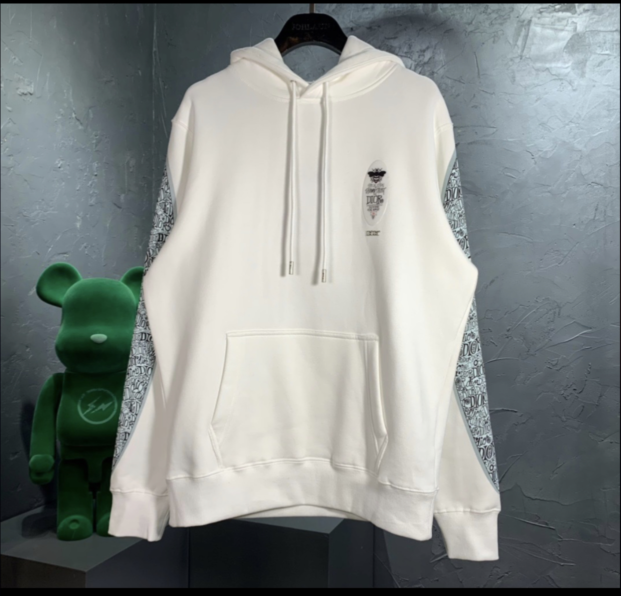 DIOR AND SHAWN SPECIAL EDITION