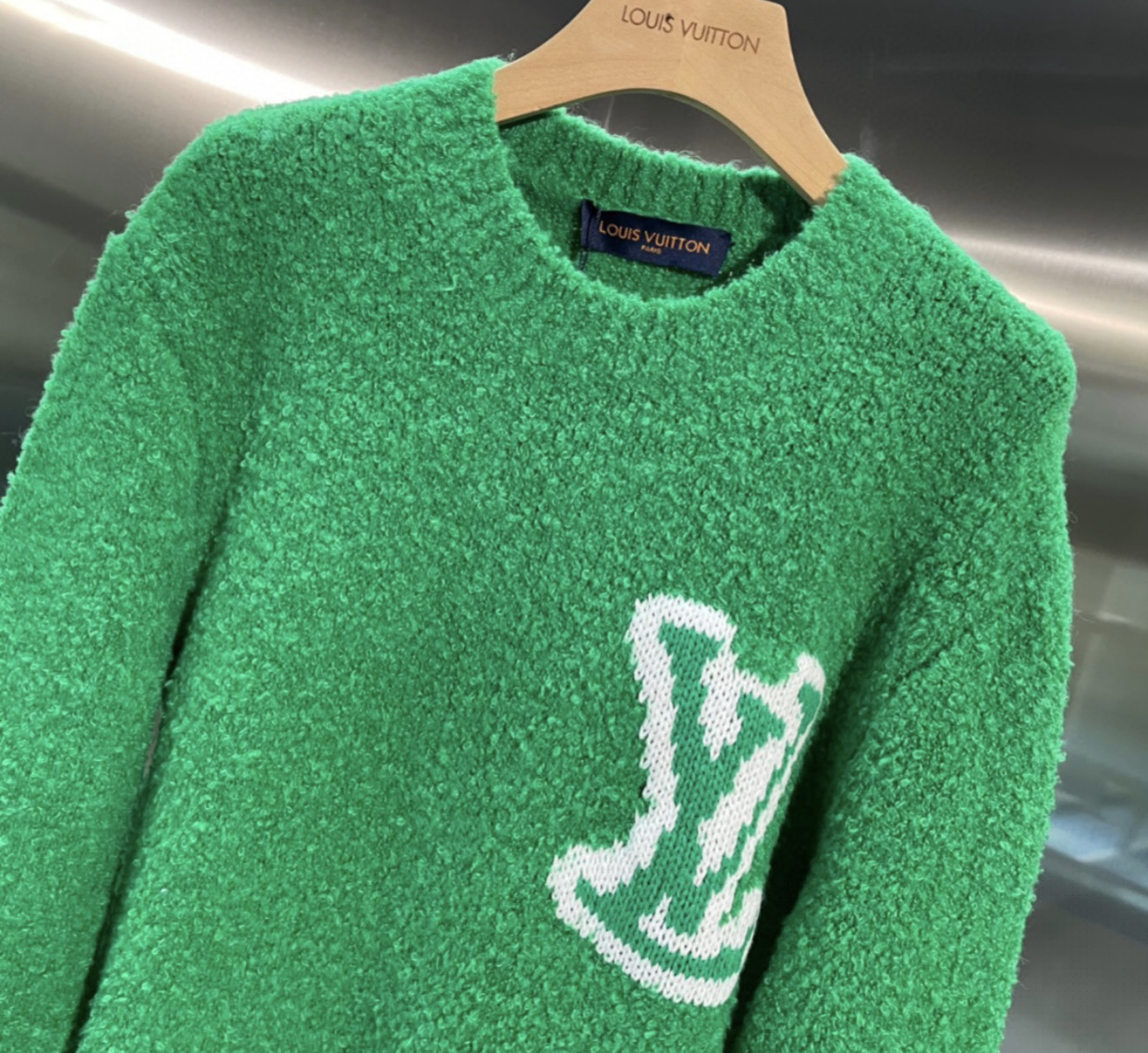 LOUIS VUITTON NEW GREEN KNITWEAR