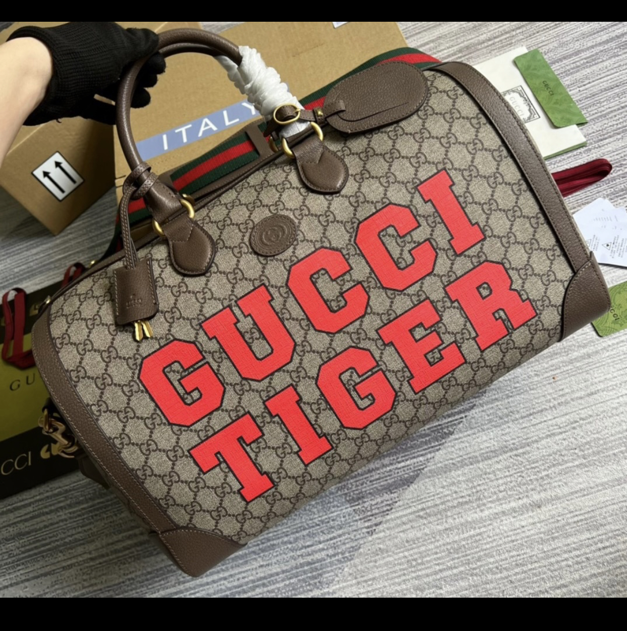 GUCCI TIGER GG SMALL DUFFLE BAG