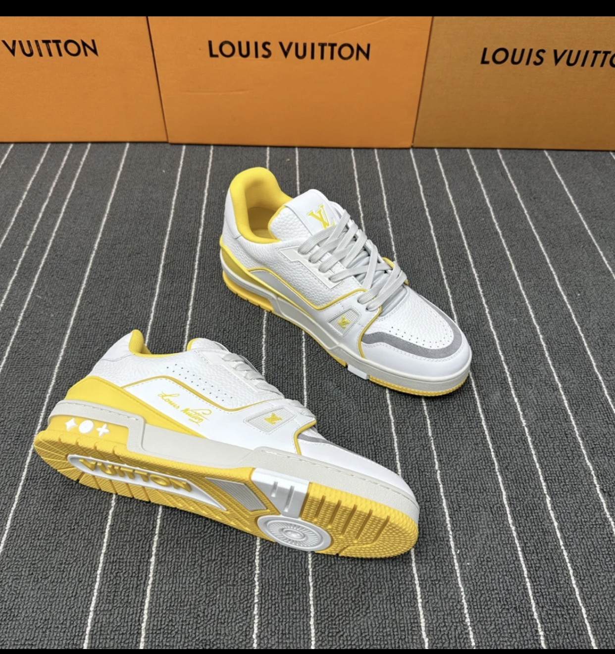 LOUIS VUITTON YELLOW TRAINER SNEAKER