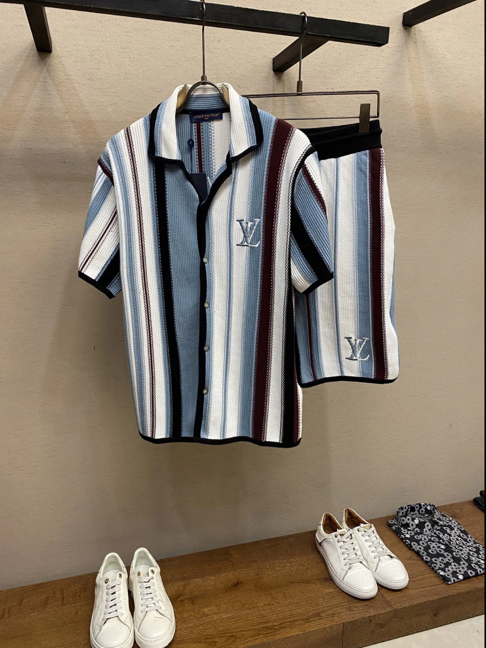 Loius vuitton stripped crochet set