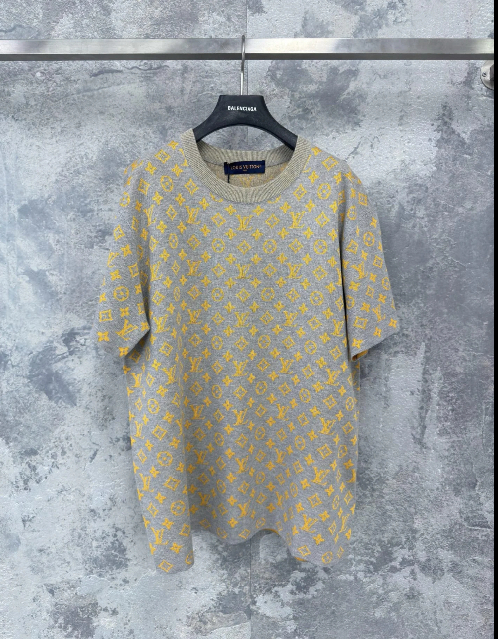 louis Vuitton monogram short-crew sleeved crewneck